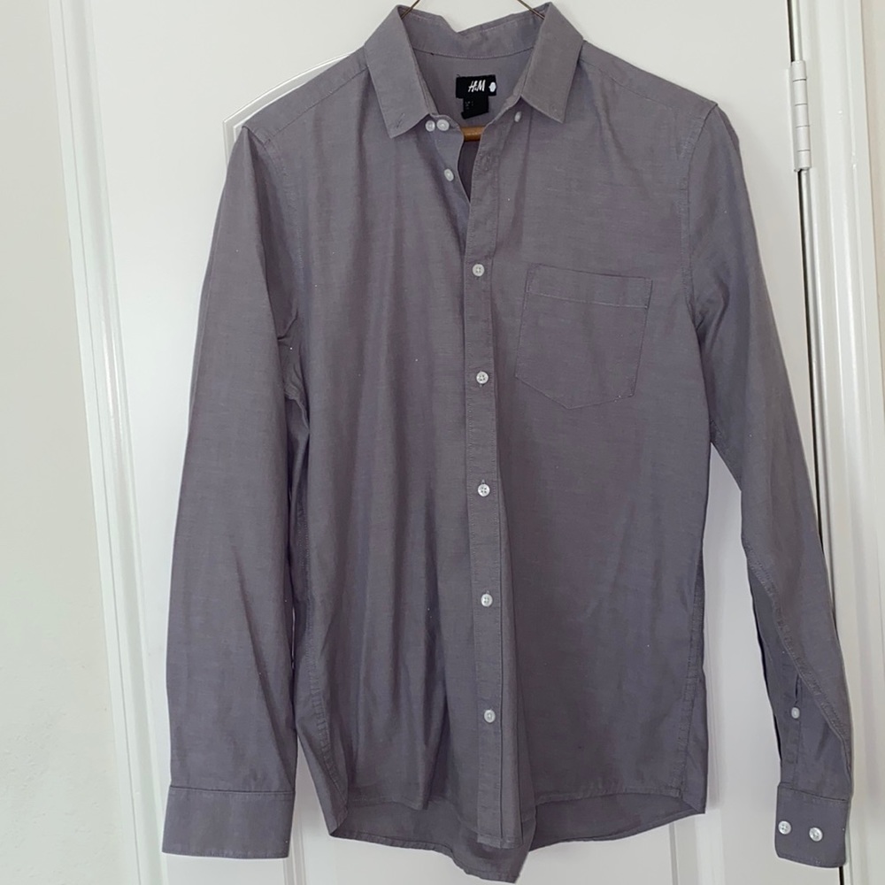 Mens Size S. Button Up Shirt